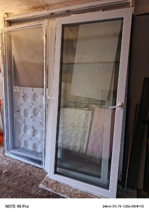 Okno balkonowe trzyszybowe z ruchomym słupkiem