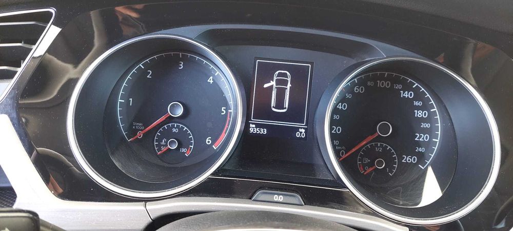 VW Touran 2021 7 lugares