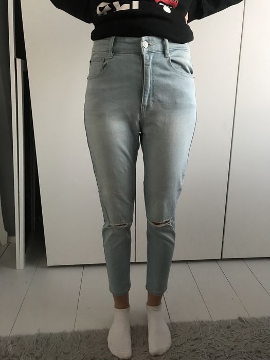 Pull&Bear Spodnie 38 z przetarciami