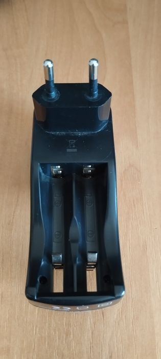 Зарядное устройство