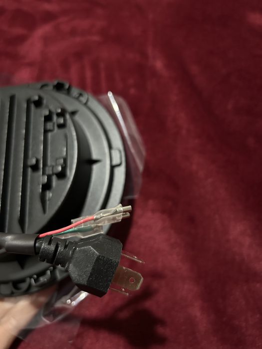 Farol LED Universal *NOVO*