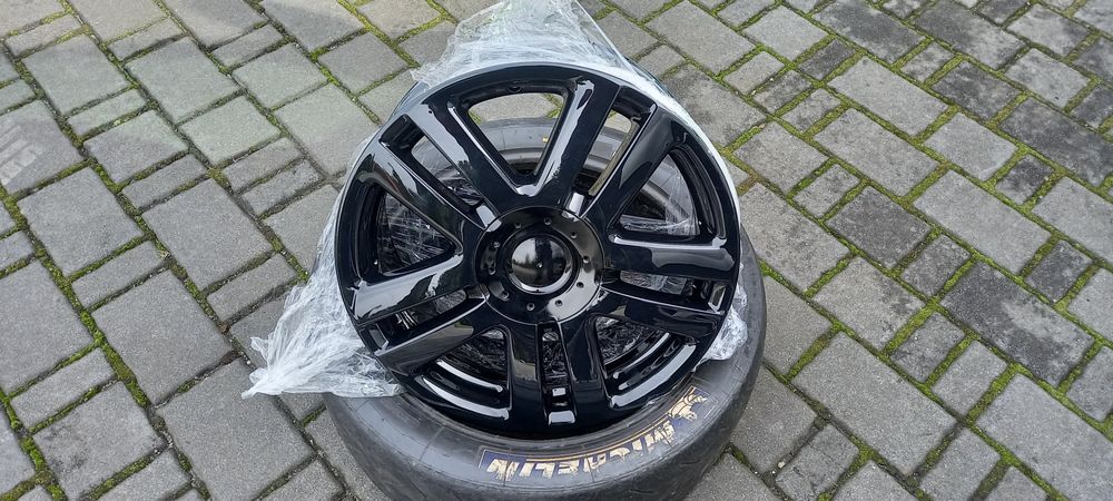 Felgi Czarny Połysk  VW 5x112 ET 54 7J 17" 4 sztuki