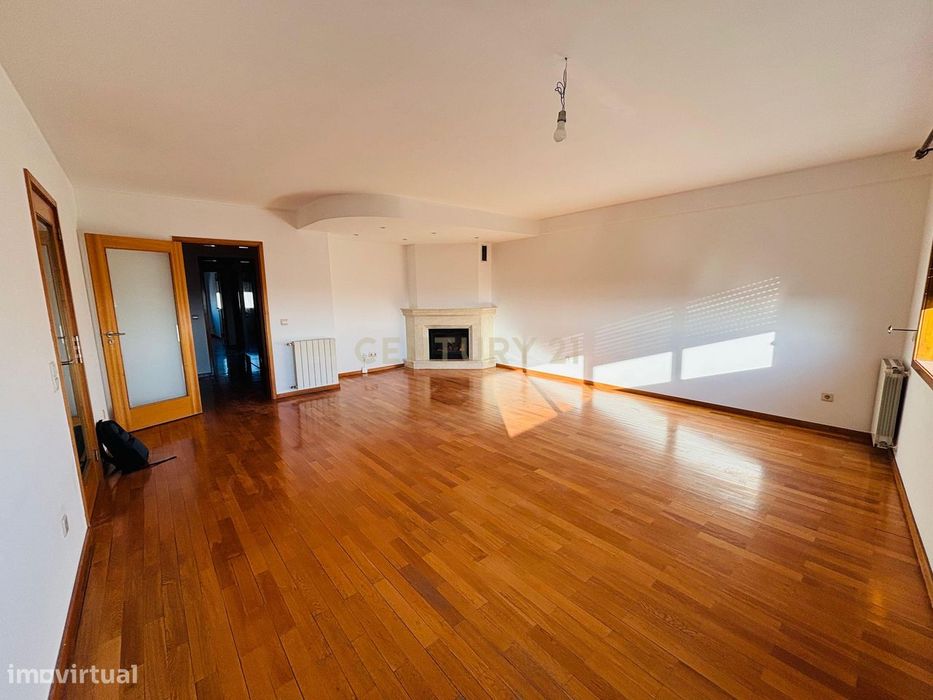 Apartamento T3 Moderno - Padrão da Legua