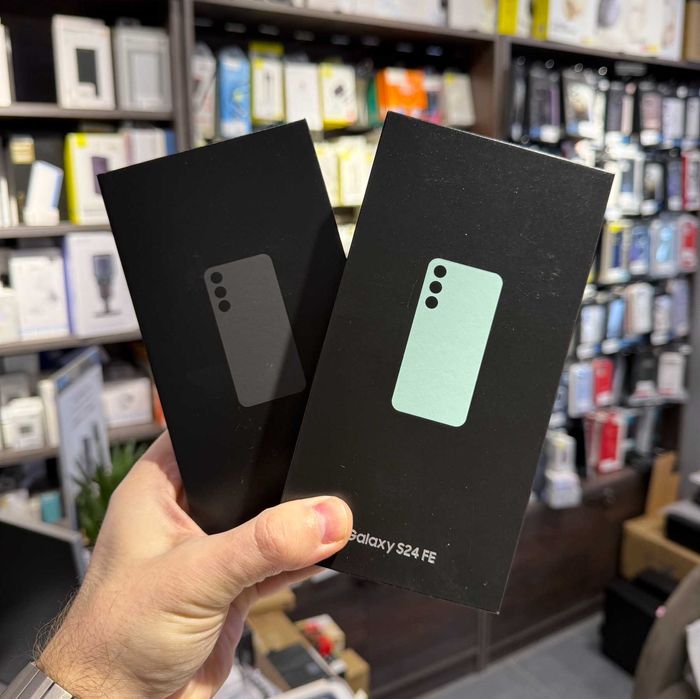 Смартфон Samsung Galaxy S24FE 8/256 Graphite, Blue!