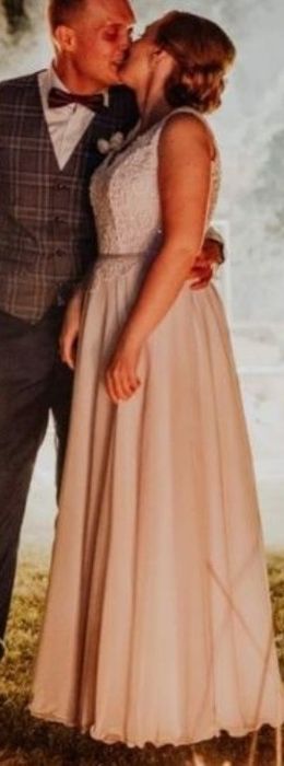 Suknia ślubna 38/40 + welon