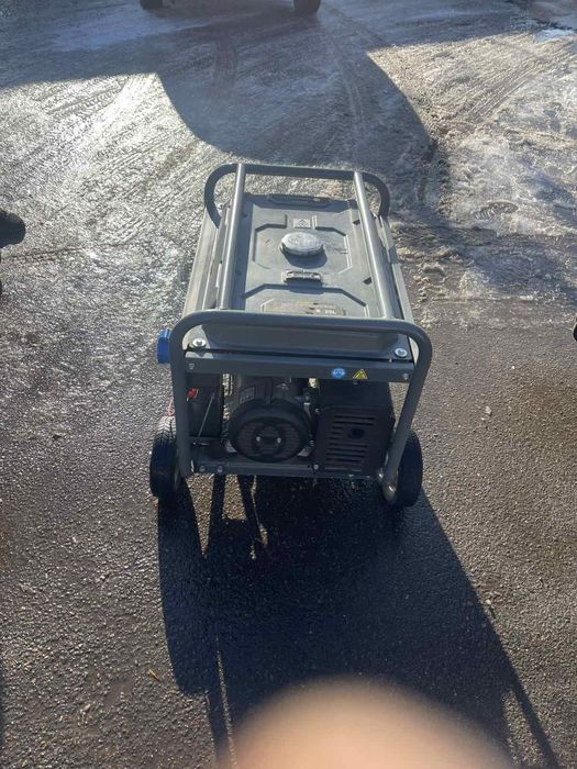 Бензиновий генератор Karcher PGG 6/1, 5/5,5 кВт, 230В, 25л