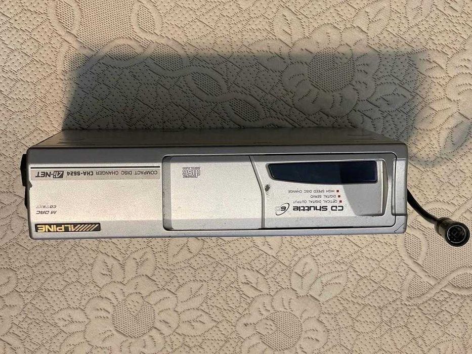 Alpine CHA-S624 Compact Disc Changer Alvalade • OLX.pt