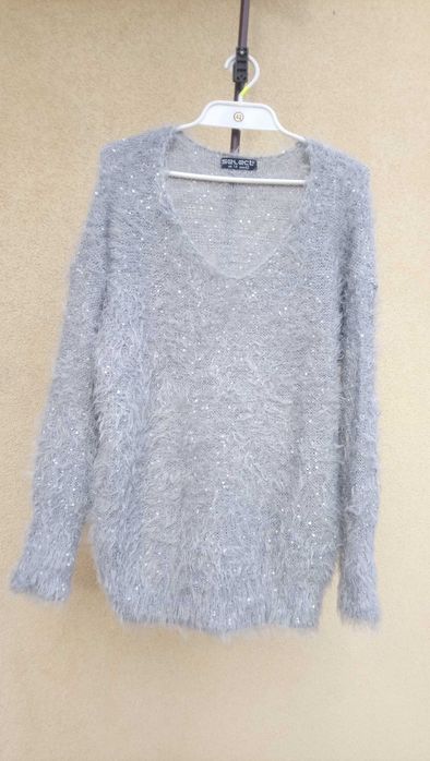 sweter  puchaty  jasno szary o  rozm L-   firmy Select  nowy