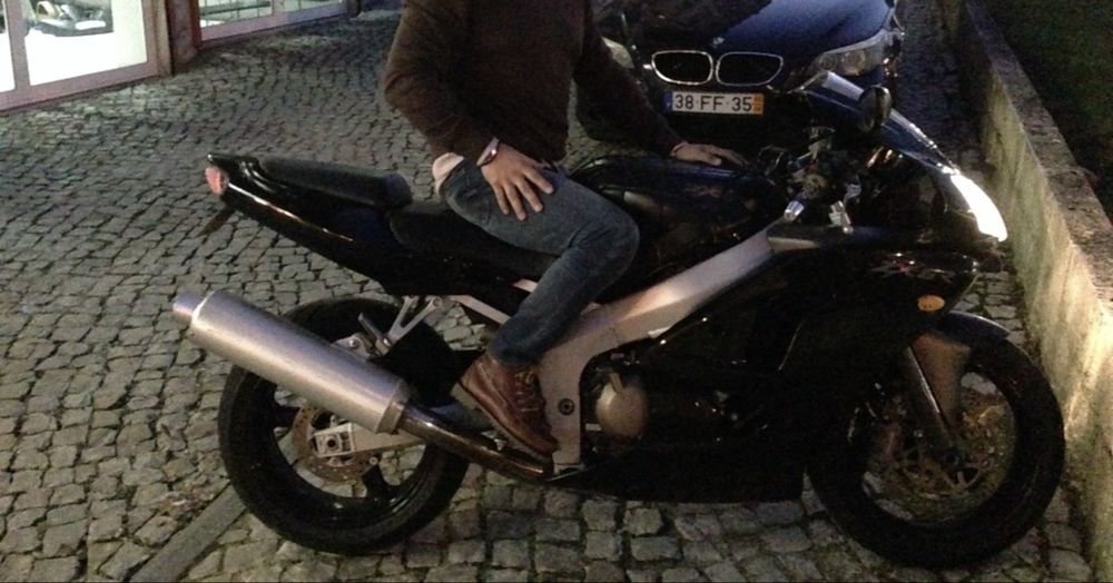 Kawasaki Ninja ZX-6R (2004) – Estado Impecável / Pronta a Rolar