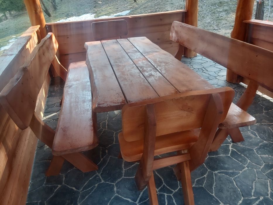 Meble ogrodowe do altany