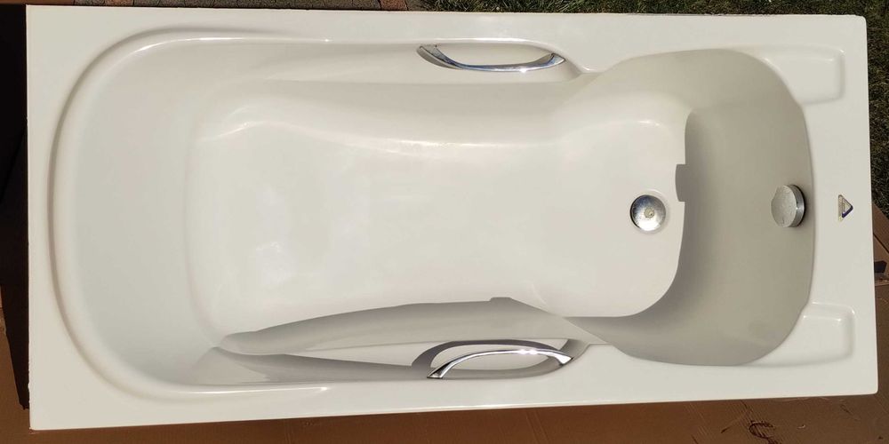 Wanna kąpielowa biała