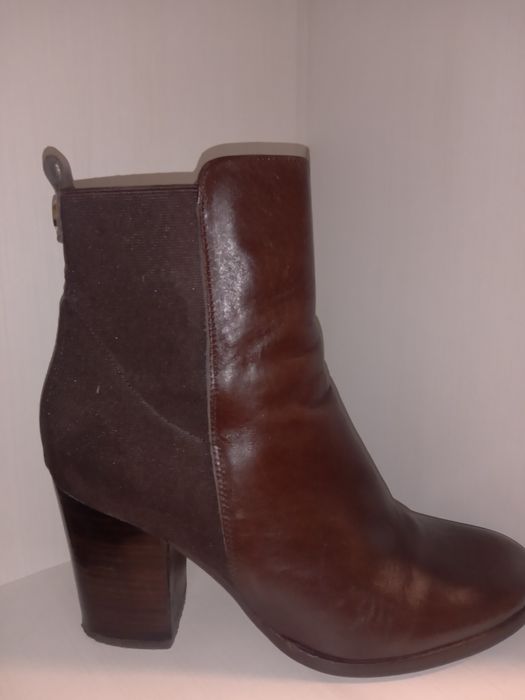 Ботильйони бренду Kurt Geiger