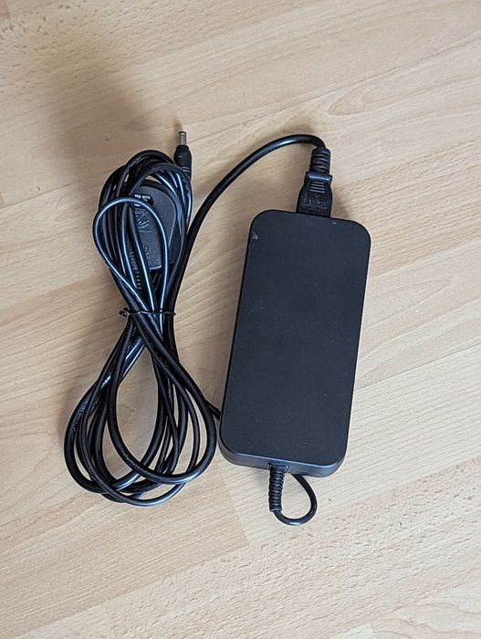 Intel NUC i7-6770HQ 16GB RAM, 240GB NVMe