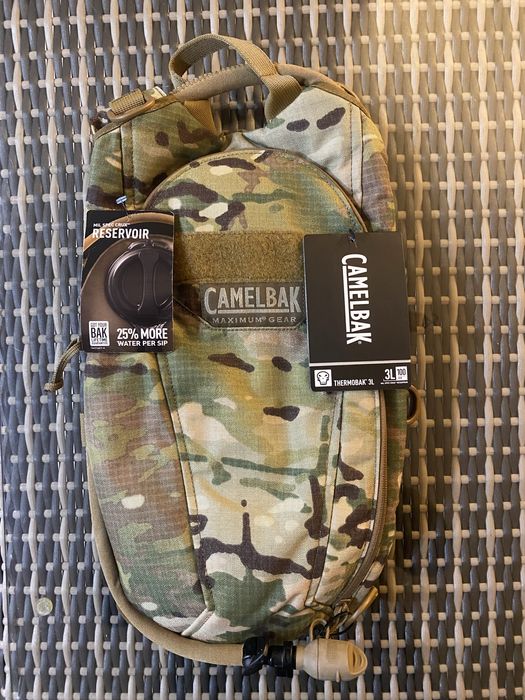 Camelback на 3л (гідратор).