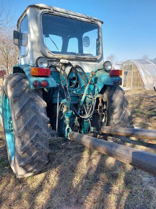 Продам трактор ЮМЗ 6
