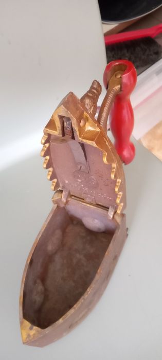 Ferro antigo já faz parte da família á 48 anos