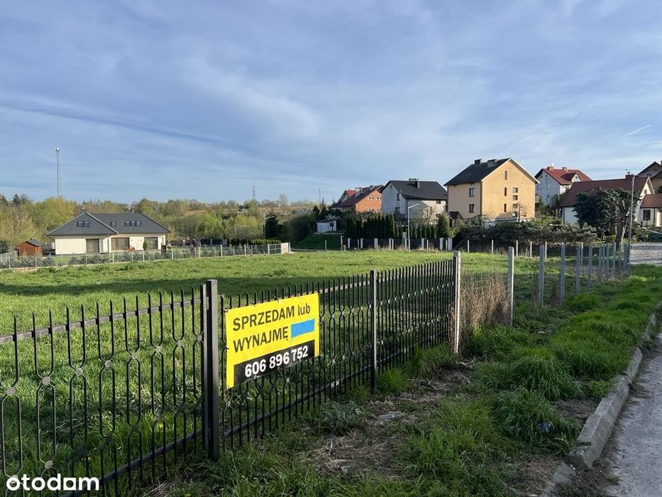 Działka budowlana w centrum Opatowa
