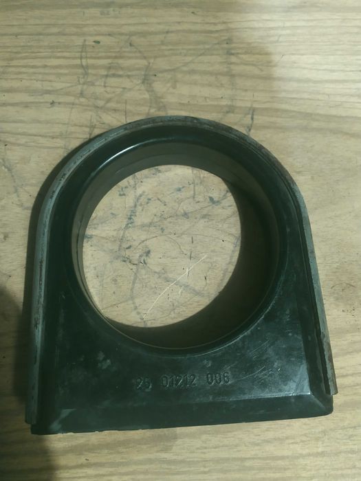 Обойма резиновая подвесного подшипника ИФА