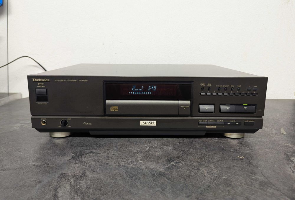 CD програвач Technics SL-PS50.
