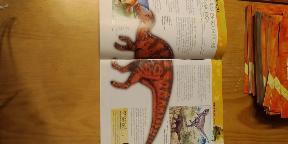 Coleção Disney Dinossauro em fascículosulos