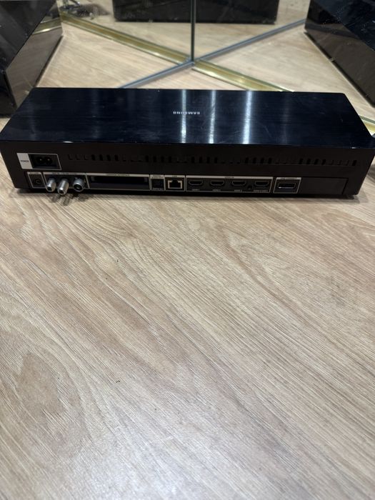 Samsung one connect SOC1002N