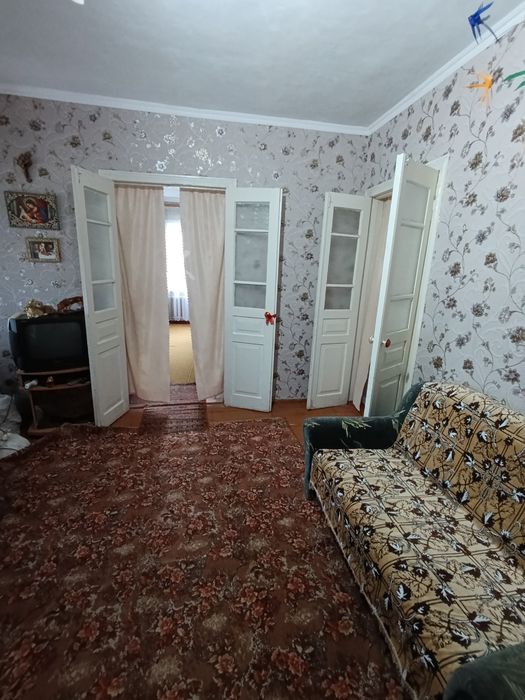 Продаж будинку в центрі с. Руська Поляна