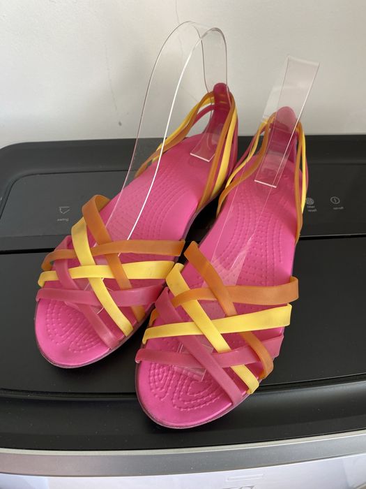 Sandałki Crocs Huarache r. 37 W7