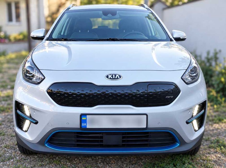 Kia Niro EV 2019, 64 кВт·год: батарея 100%, до 450 км, один власник в Україні