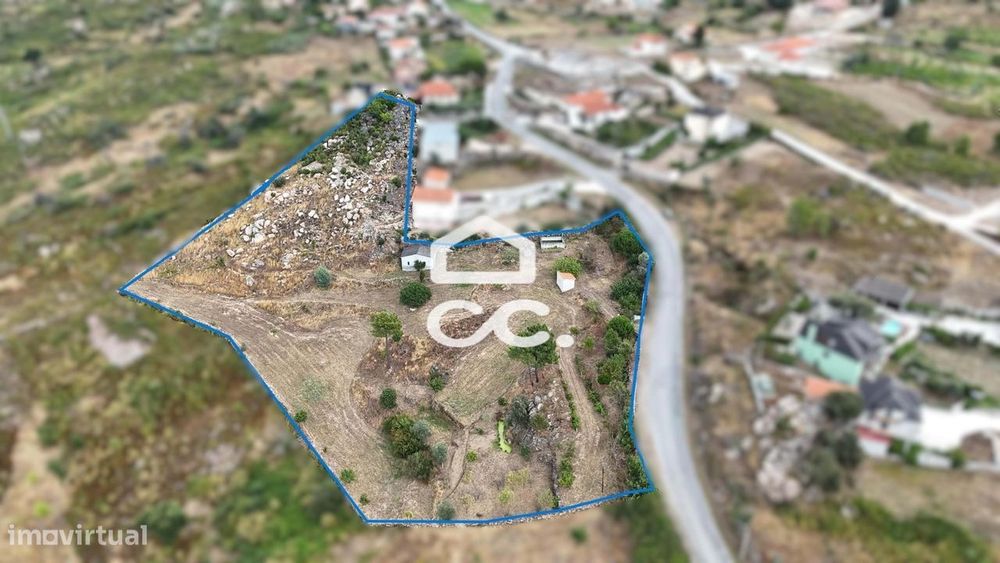 Terreno com 12866m2 em Chaves com viabilidade de construção, armazém e