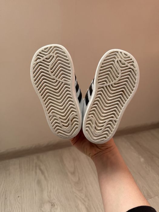 Кросівки adidas superstar 22 розмір