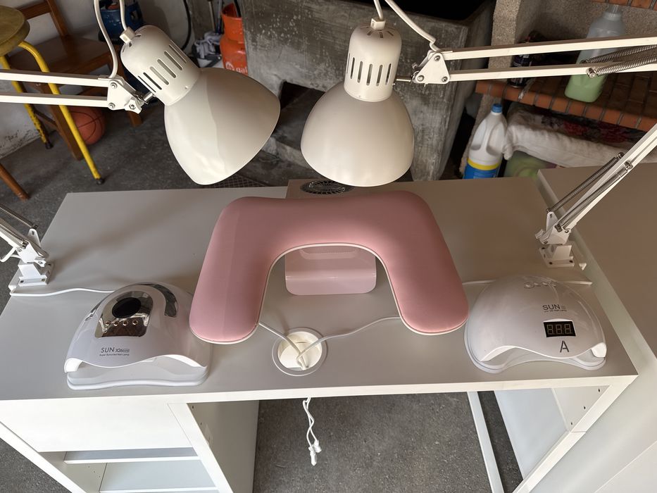 Vendo mesa de manicure