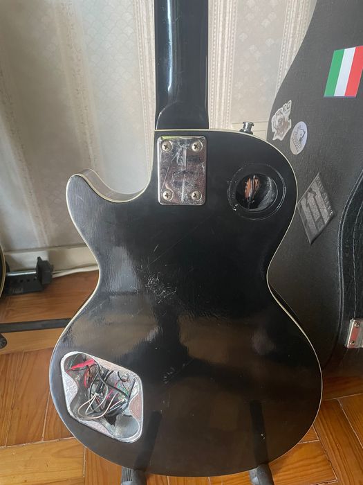 Guitarra Les Paul Satellite 1979