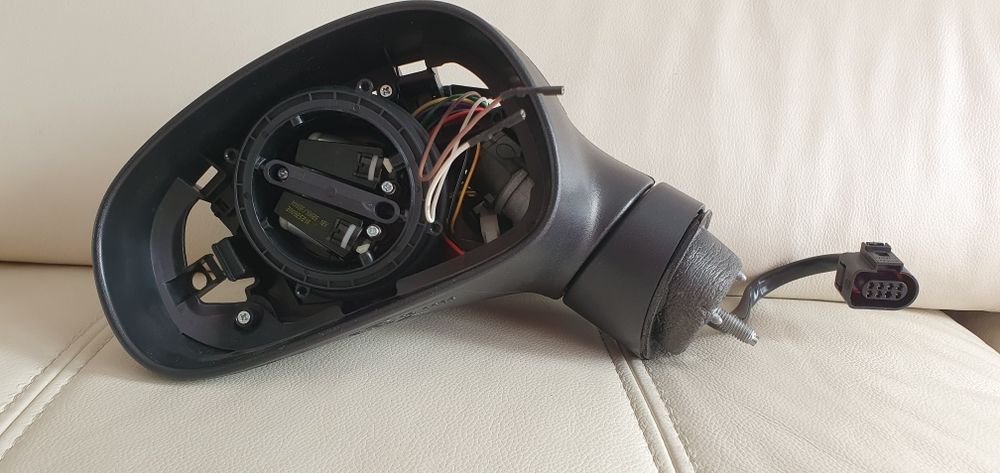 Caixa Espelho retrovisor esquerdo Seat leon 2007 NOVO