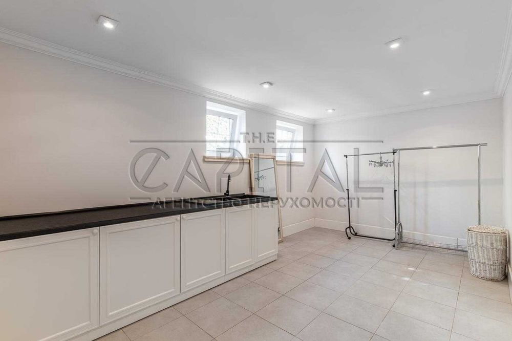 Затишний будинок для сім'ї з газом і підвалом/Гатне/10 хв Теремки