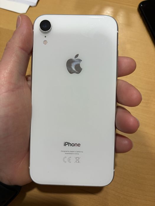 Iphone XR 64Gb.