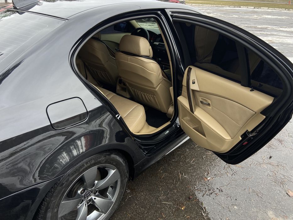 Продам BMW E60 М54B30 газ/бенз в отличном состоянии!