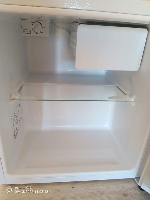 Frigorífico Mini Bar KUNFT KMB9119 WH (45 L - 50 cm - Branco)