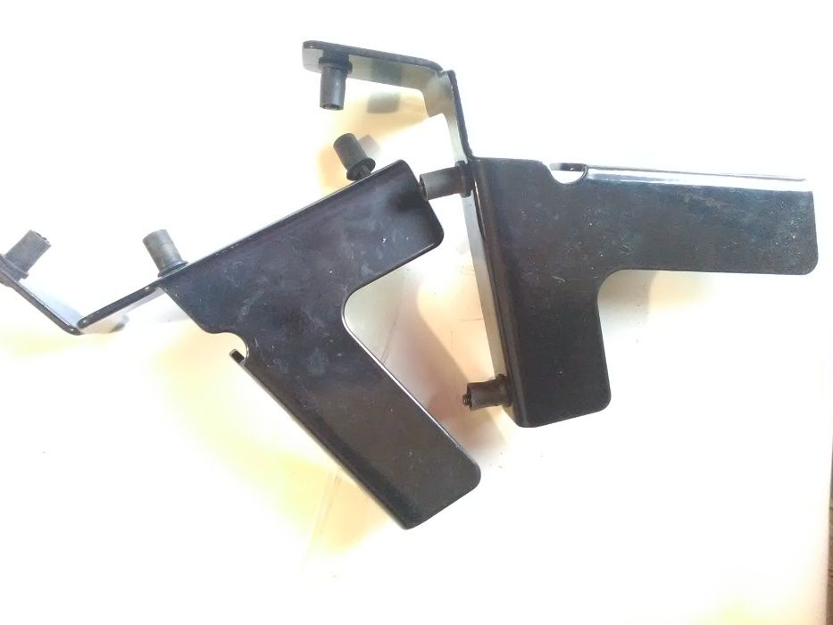 Кріплення для сітки перегородки в багажник Renault Grand Scenic 3