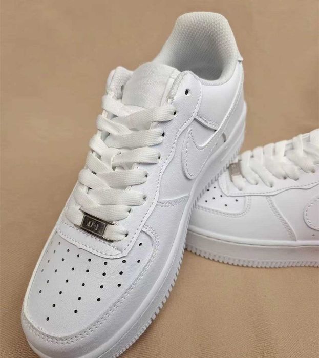 Buty meskie Mokasyny Nike_Air_Force_1_Low '07_Biały R.44