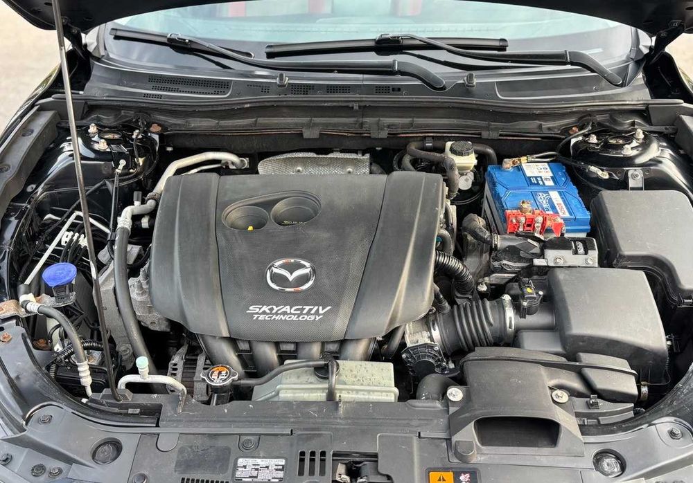 Mazda 3 SkyActiv 2014 року