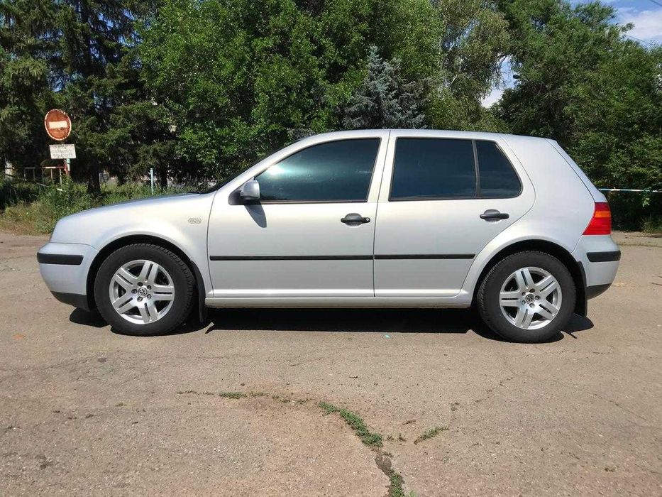 Volkswagen Golf 1999