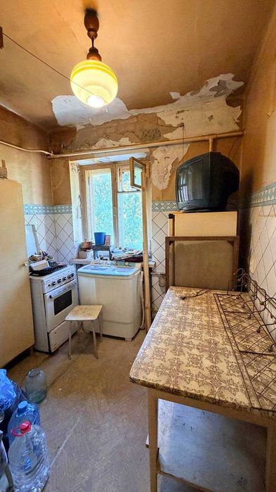 ПРОДАМ 2-кімнатну квартиру на Черемушках, вул. Варненська, 100 школа