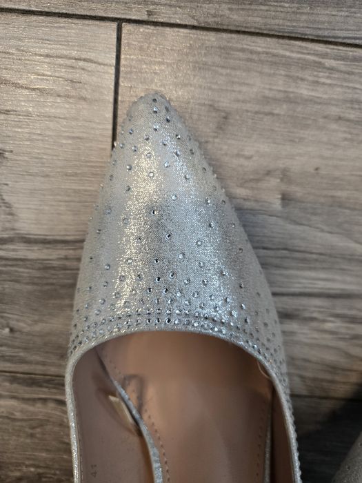 Srebrne szpilki z cyrkoniami