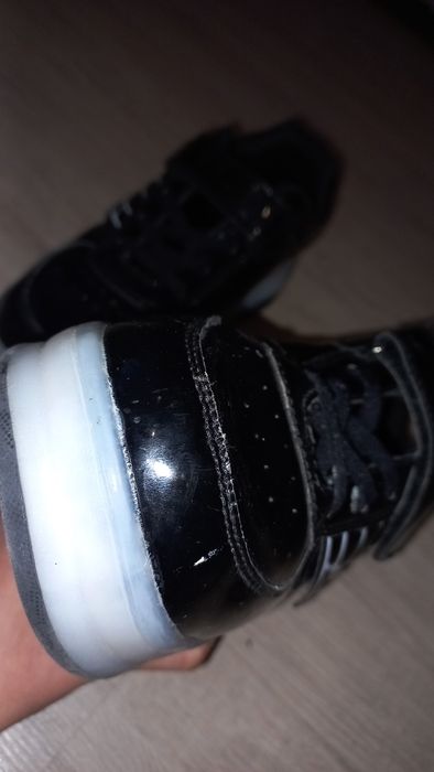 ТЕРМІНОВО! Роликові кросівки з LED підсвічуванням, чорні, розмір 35-36