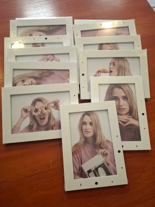 Ramki na zdjęcia,kolaż 12 ramek ,białe