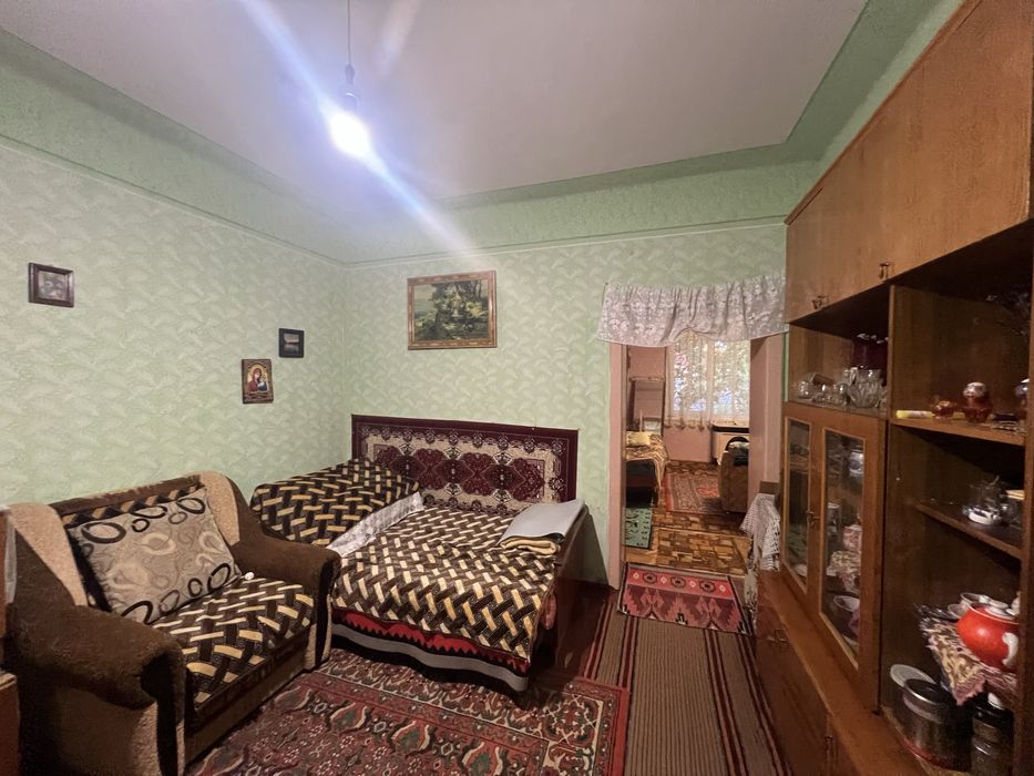 Продаж напівособняку в Росвигові