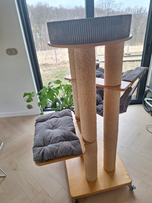 Drapak dla dużego kota rufi