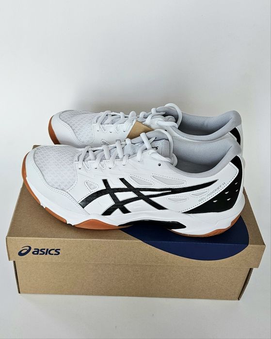 Wyprzedaż!!! Buty halowe męskie. Asics.  Rozmiar 42.