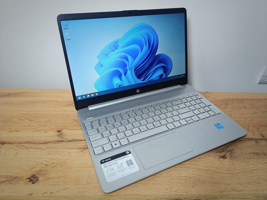 15'6 ноутбук HP/i3-1115G4/8GB DDR4/SSD 256GB/Батарея 0% зносу