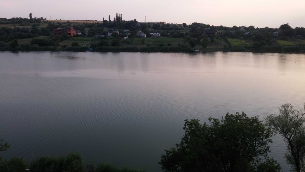 Сдам загородный дом 250 кв.м. на берегу (устье) реки Сура.: 30 000 грн ...